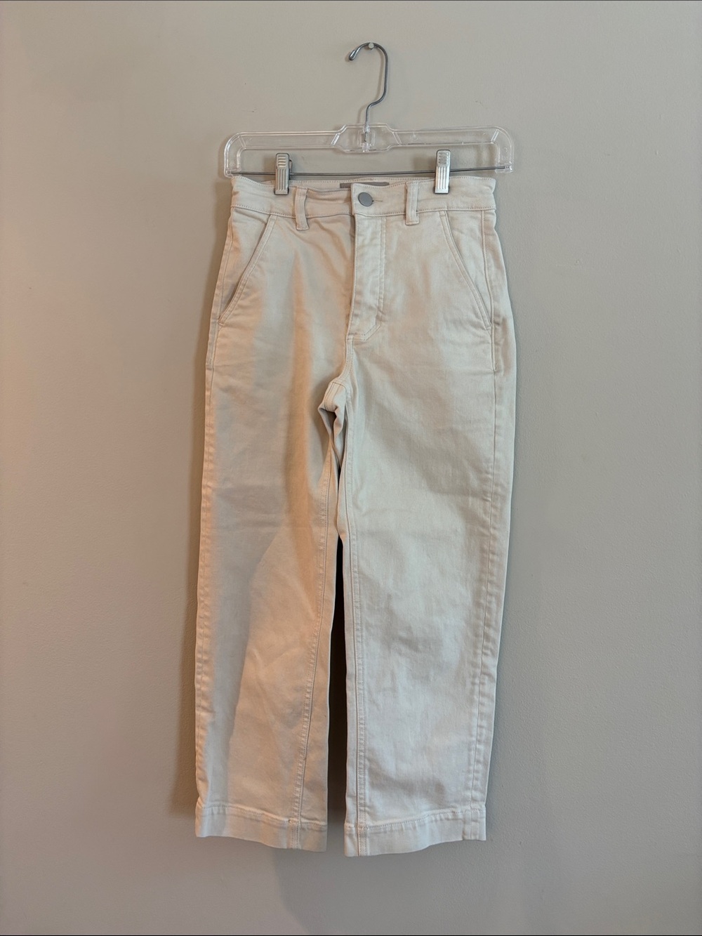 Perfect for 5’2 and under! Everlane Cream Cropped Straight Pants
